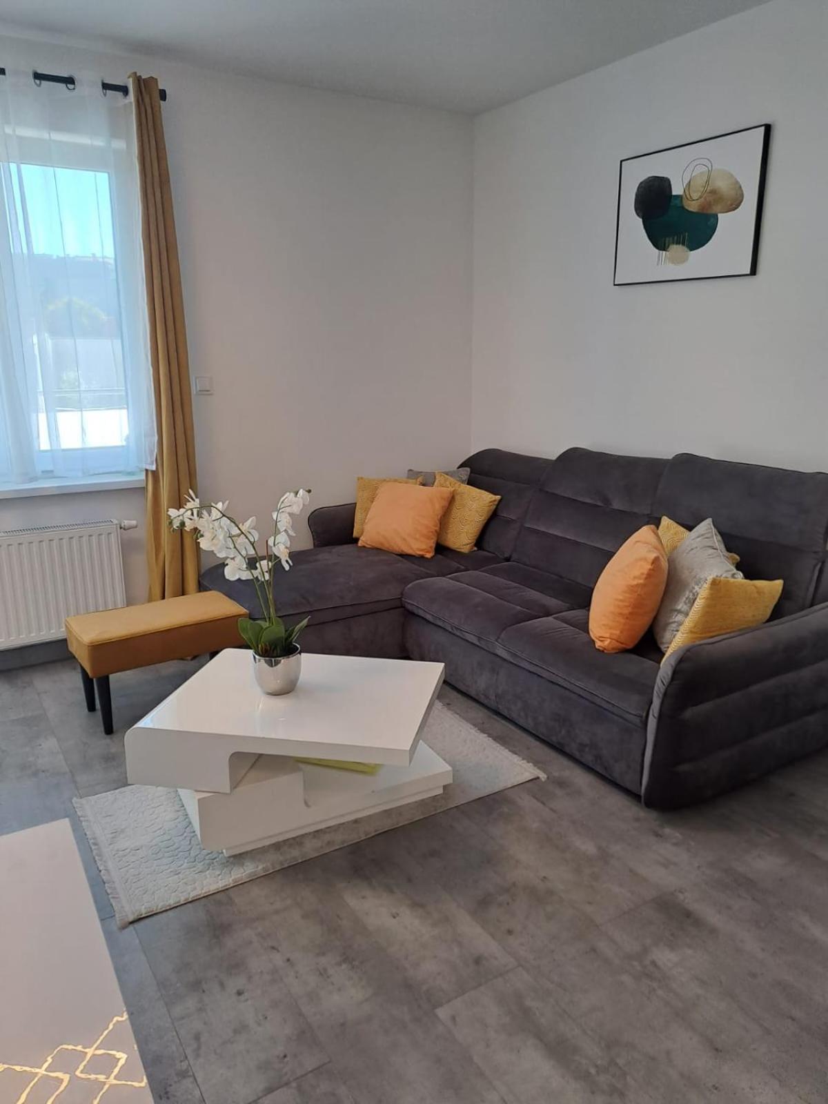 Apartamento Apartament Sloneczny Jelenia Góra Exterior foto