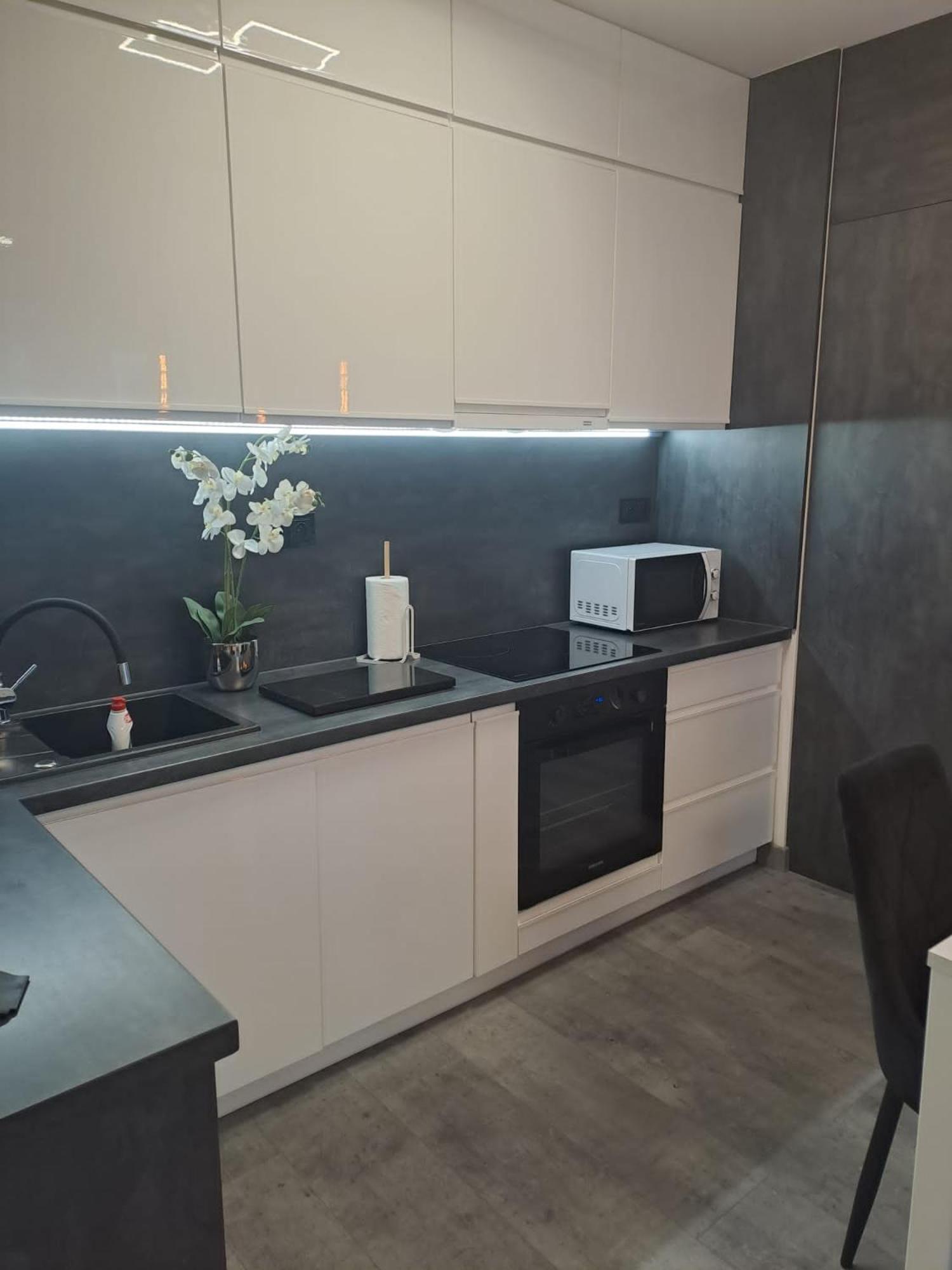 Apartamento Apartament Sloneczny Jelenia Góra Exterior foto